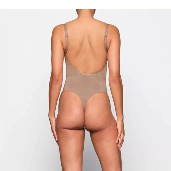 Skims Sheer Sculpt Square Neck Low Back Thong Bodysuit color sienna size 2X NWT - Picture 2 of 5
